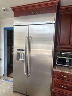 KitchenAid 25.5 cu. ft. 42" Built-In Side by Side Refrigerator - Stainless Steel