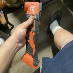 milwaukee multitool