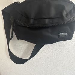 lululemon athletica Black Belt Bag for Men