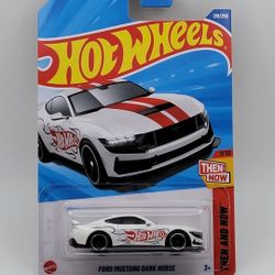 HOT WHEELS FORD MUSTANG DARK HORSE 
