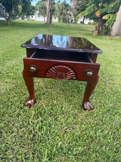 LOVELY WOODEN END table