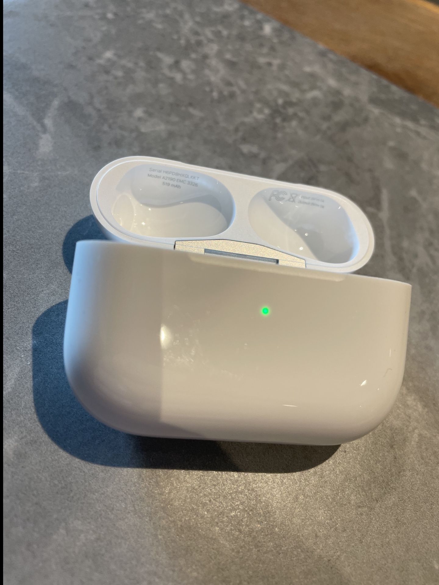 Apple AirPod Pro Charging Case 
