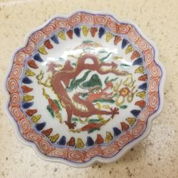 ​🐉 Vintage Hand-Painted Red Dragon Decorative Plate 🐉

