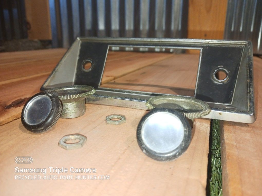 RECYCLED AUTOPART HUNTER F250 F350 F 350 vintage classic radio trim molding bezel