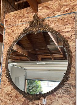 Ornate Gold Baroque Round Wall Mirror