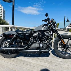 2022 Harley Davidson 883 Iron Only 126 Original miles ** Financing **