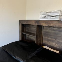 Bed frame With Storage 
