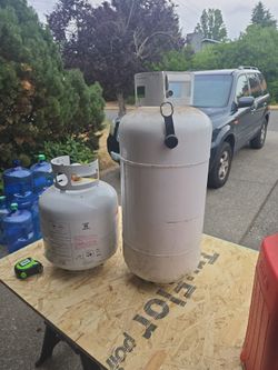 40lb propane tank