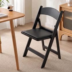 Black Resin Folding Chair – Padded Event Chair, Halloween Party Seating