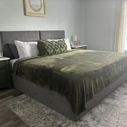 Vänt Bed Frame & Headboard