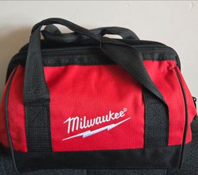Milwakee Drill combo with bag like new