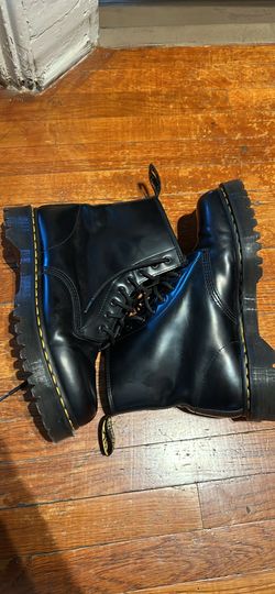 Dr Martens Smooth Leather Lace Up Boots Size 11
