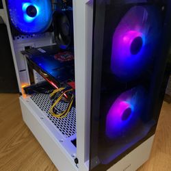 Gaming Pc // Yes It’s Available 