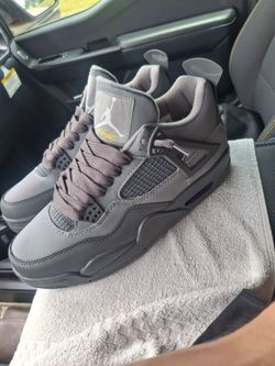 Jordan 4 Size 11