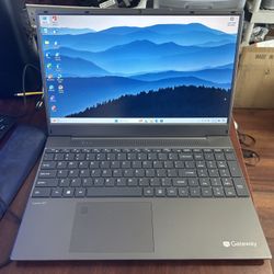 WIN11 THIN GATEWAY 15.6" AMD RYZEN 7 512GB M.2 HD 5G WI-FI BLUETOOTH