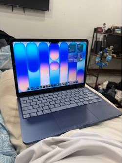 MacBook Neo Brand New