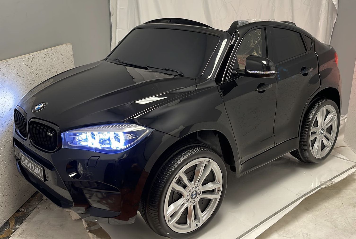 Power wheels ride on toys , kids electric cars , parents remote control 12V