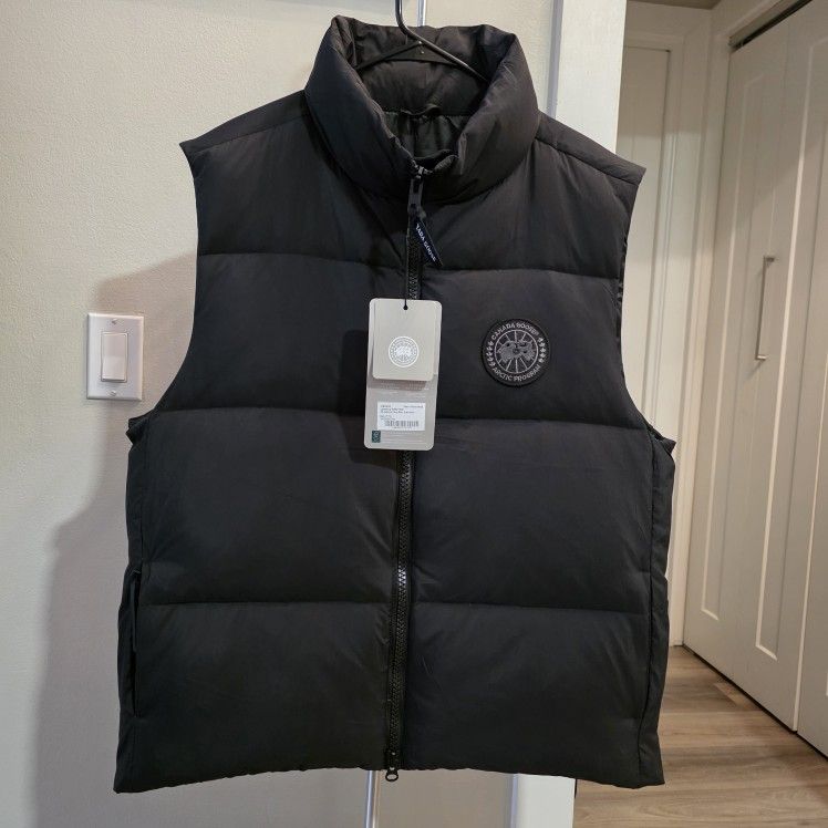 CANADA GOOSE VEST MEN SIZE L/XL