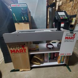 Melissa & Doug Grocery Store