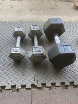 Single dumbbells looking for their pair or solo dolo