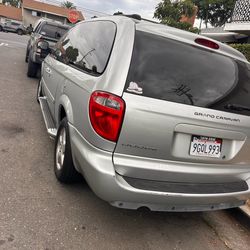 2006 Dodge Caravan