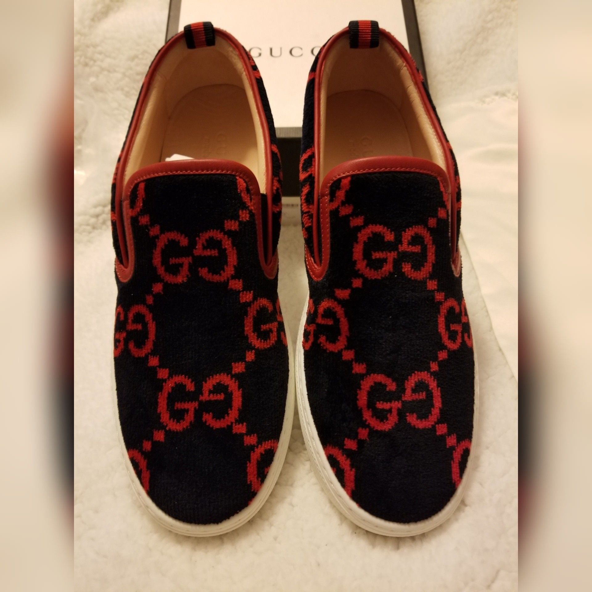 Men's Gucci sneakers (size 7)