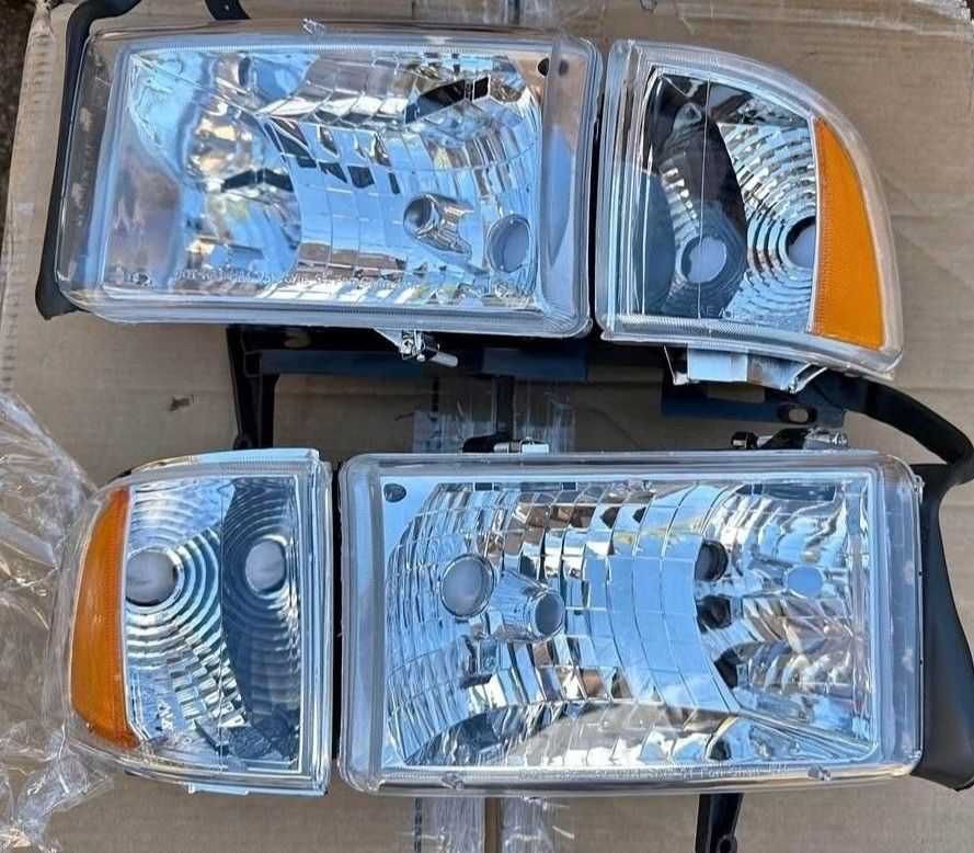 94-01 Dodge Ram Headlights Luces Micas Calaveras Faros Faroles Focos Headlamps 