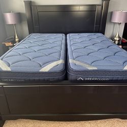 Split-King Dreamcloud Luxe Memory Foam Mattress - Like New