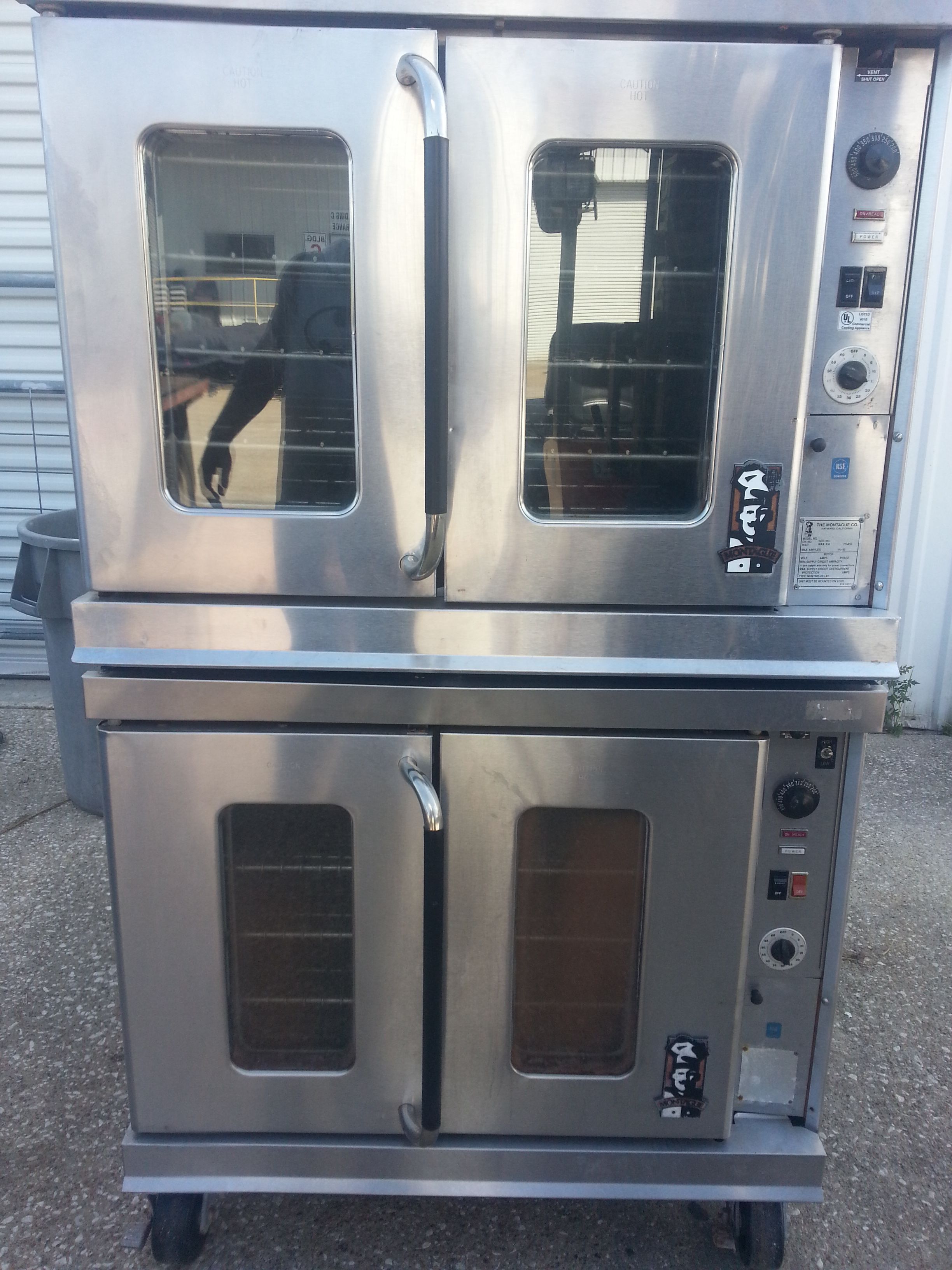 Commercial electric oven