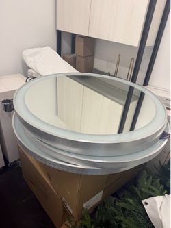 LED mirror vanity