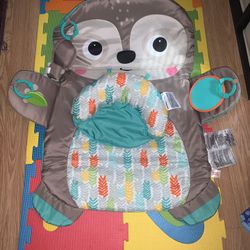 Baby Play Mat. Bright Starts