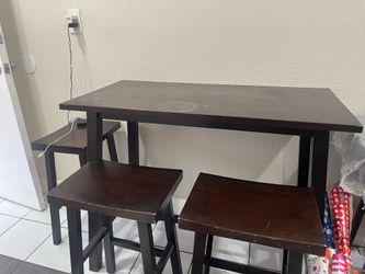 Small Breakfast table set