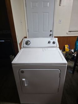 WHIRPOOL ELECTRIC DRYER GOOD CONDITION HEAVY DUTY DELIVERY AVAILABLE FOR EXTRA FEE
