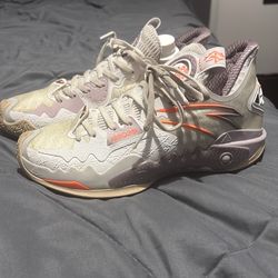 Anta shock wave 5 size 7