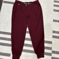 Men’s L/S FIGS burgundy Tansen scrub pants