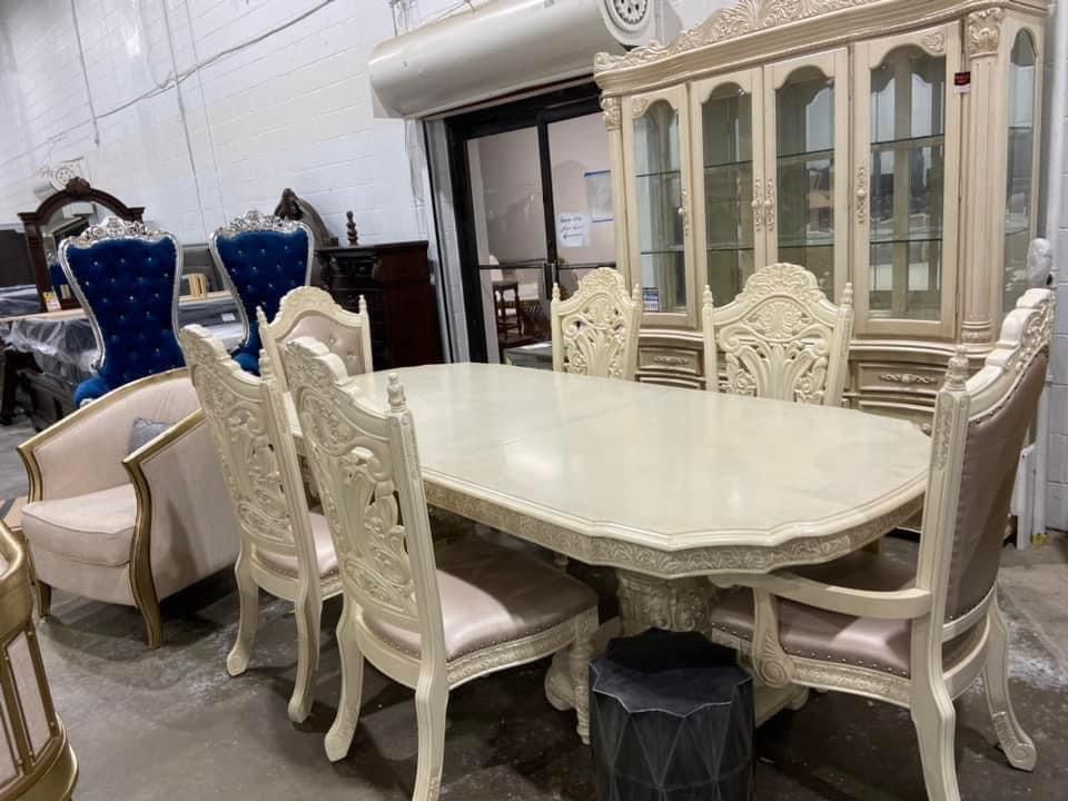 Dining Room Set