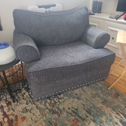 Single Sofa