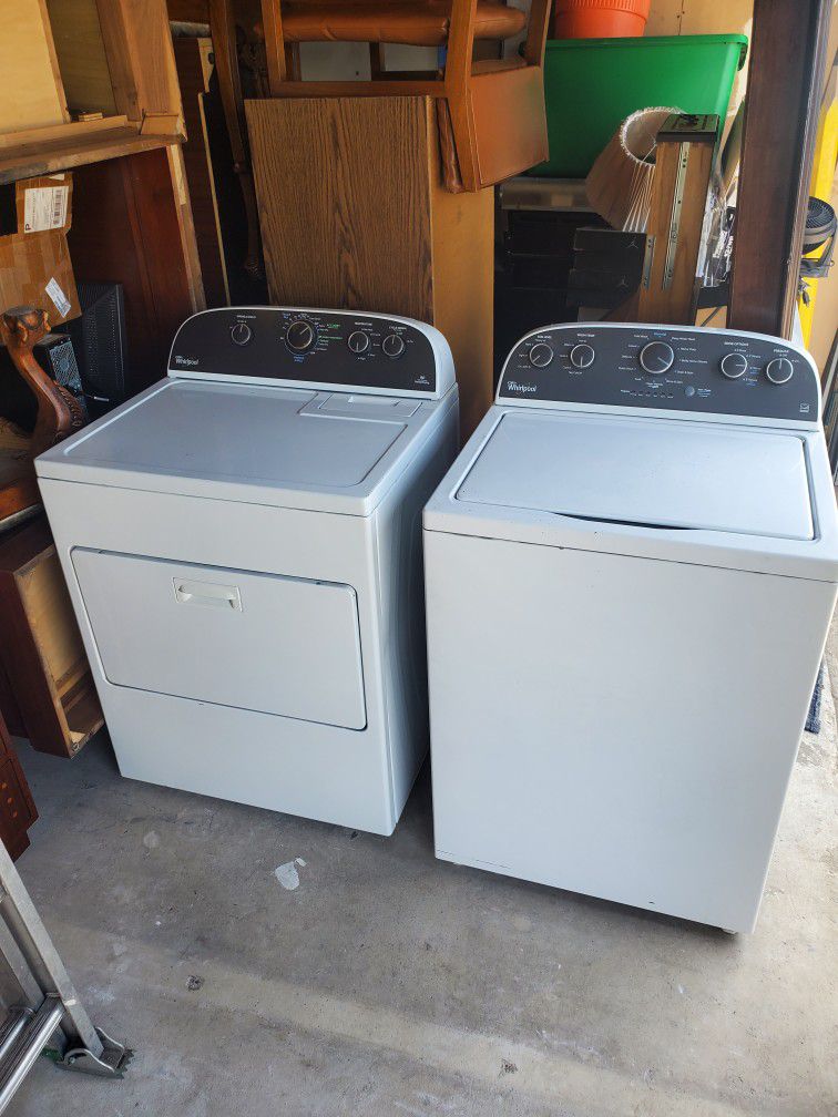 Whirlpool Washer And Dryer $450 (Good Condition)
