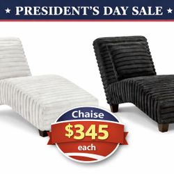 Social Media Chairs Instock 