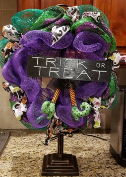 Halloween wreath