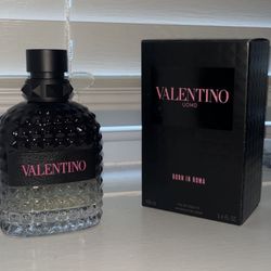 TAKING BEST OFFER—Valentino Born In Roma EDT 3.4 oz