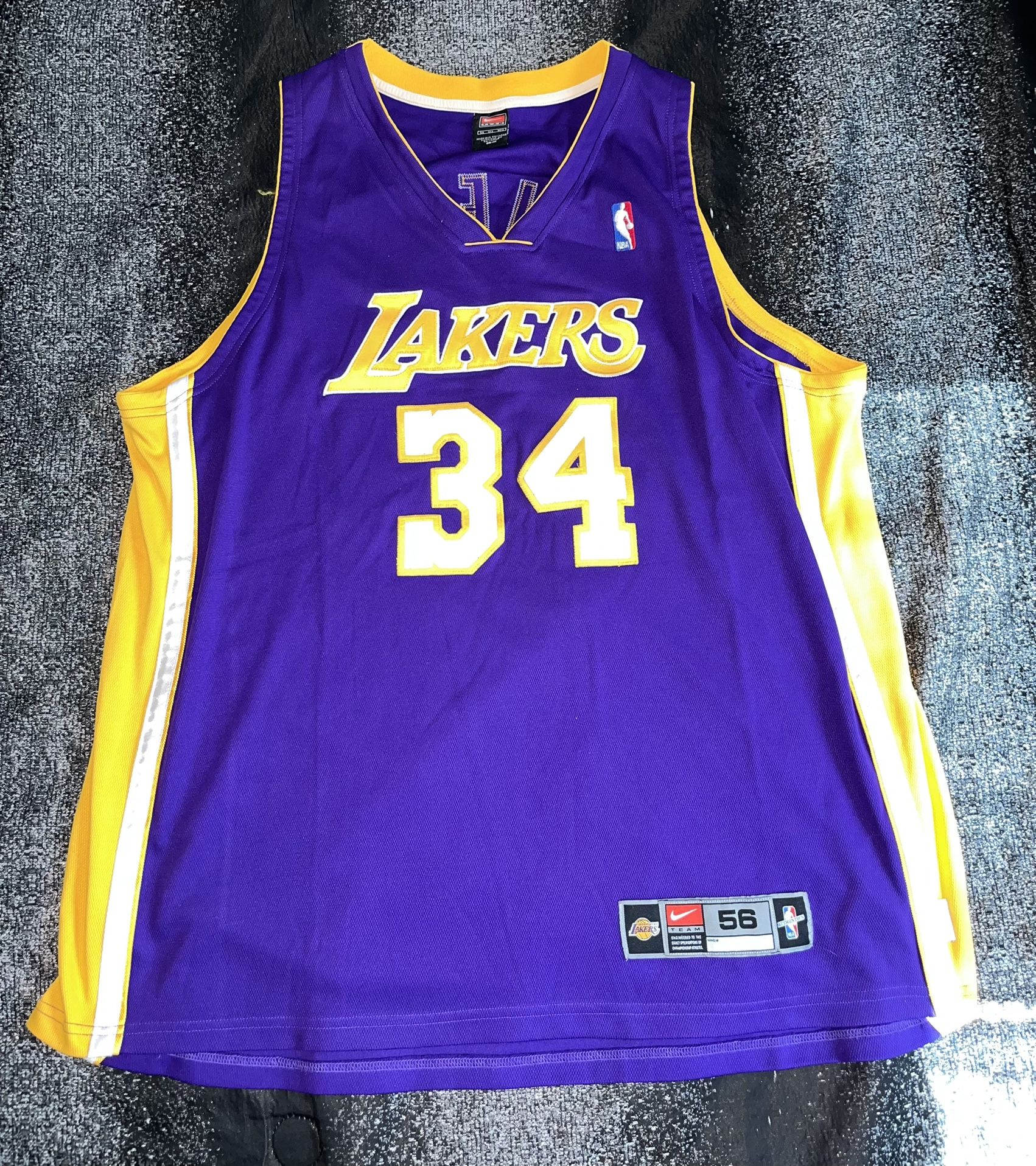 BASKETBALL JERSEY