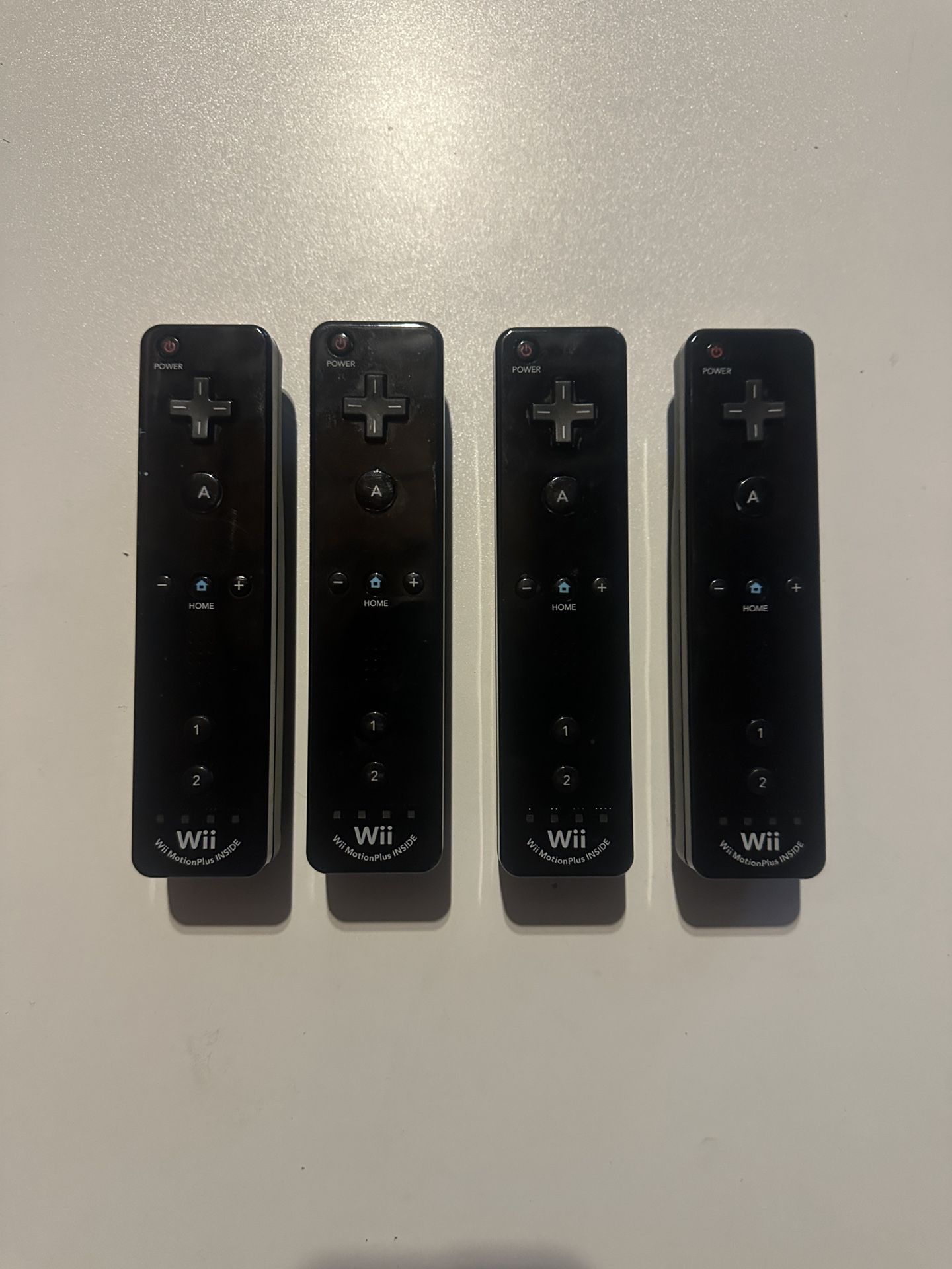 Black Nintendo Wii Controllers Motion Plus 4 Pack (OEM)