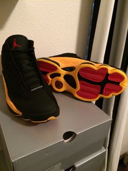 AIR JORDAN RETRO 13. Size 9.5. DEADSTOCK