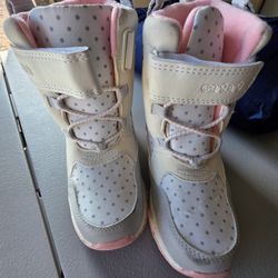 13M Girl Snow Boots