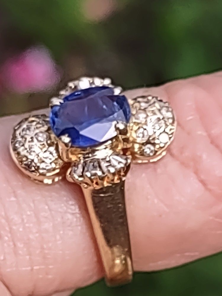 14 K Gold 190 CT Sapphire ..65 Twc Carat Diamonds Just Size 6.75 Pre-owned
