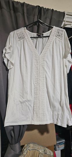 BYdesign White Lace Trim Boho Blouse