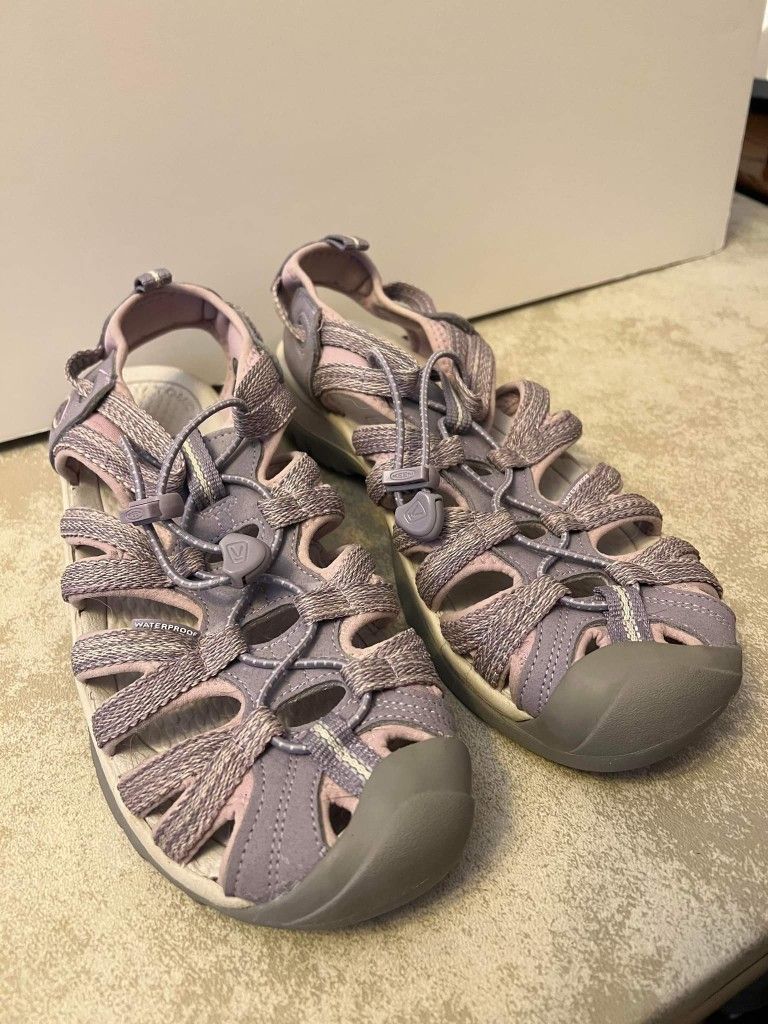 New Keen Waterproof/Sport Sandals Sz 10.5