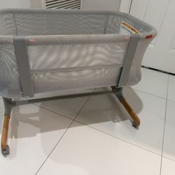 Skip Hop Baby Bassinet 