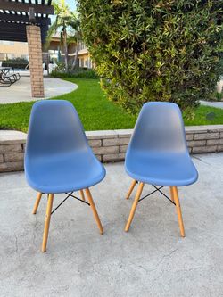 Pair of Blue Mid-Century Modern Eames Style Shell Chairs